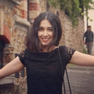 Meet your Posher, Elaheh